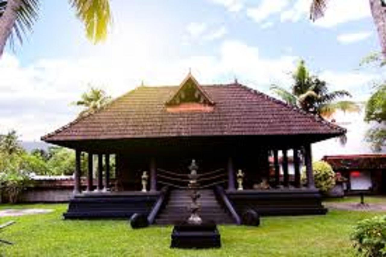 Treebo Premium Travancore Palace Cherthala Alappuzha Exterior photo