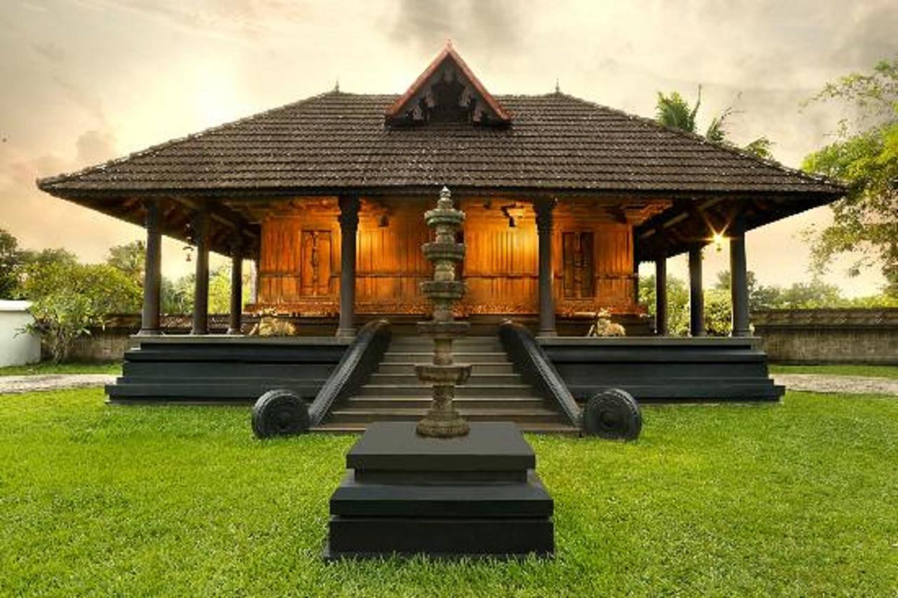 Treebo Premium Travancore Palace Cherthala Alappuzha Exterior photo